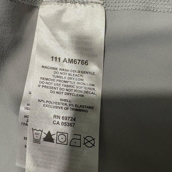 Columbia Men's Light Gray Rash Guard - Picture 4 of 5